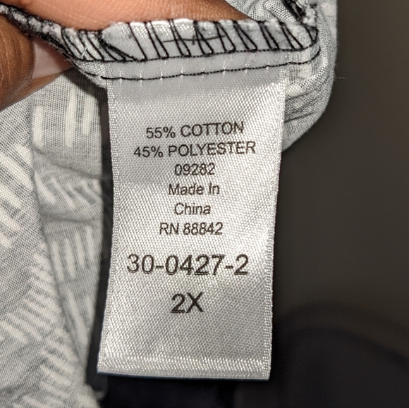 Roaman's Button Down Blouse 2X - Picture 8 of 9